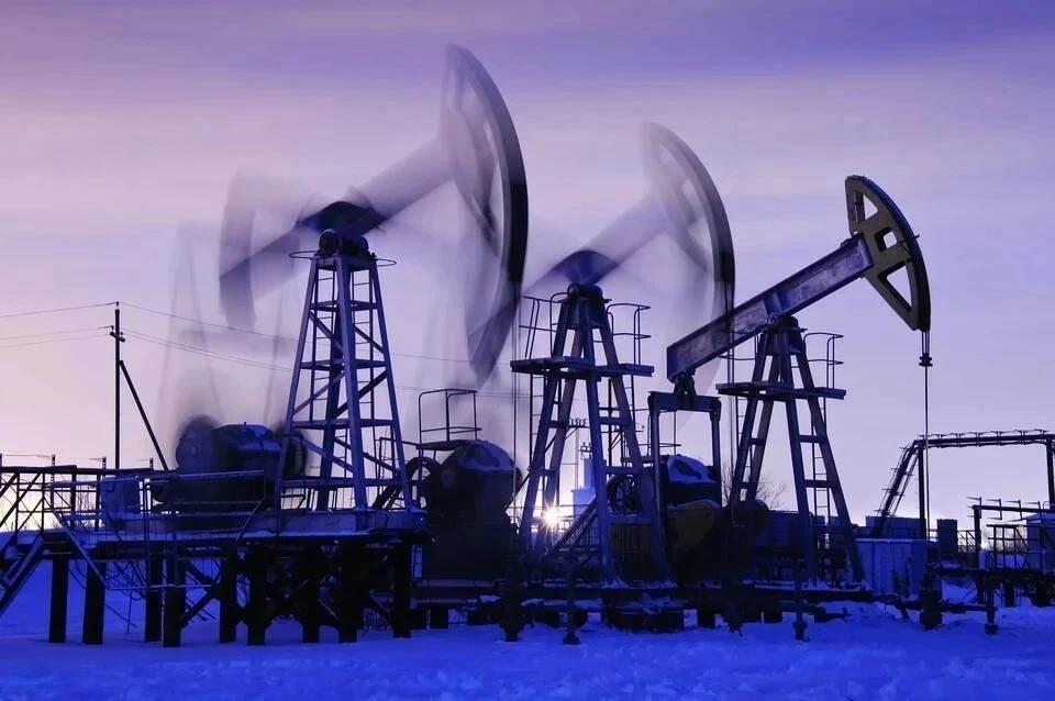 Россия не будет поставлять нефть странам, поддержавшим лимит цен