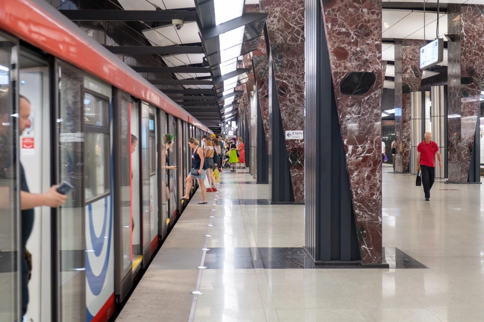 В середине 2023 года в московском метро могут появиться двухэтажные поезда