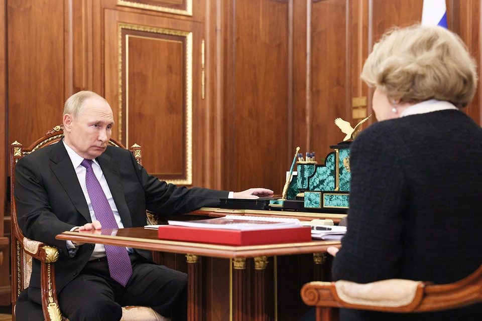 Владимир Путин встретился в Кремле с главой Роспотребнадзора Анной Поповой. Фото: Гавриил Григоров/POOL/ТАСС