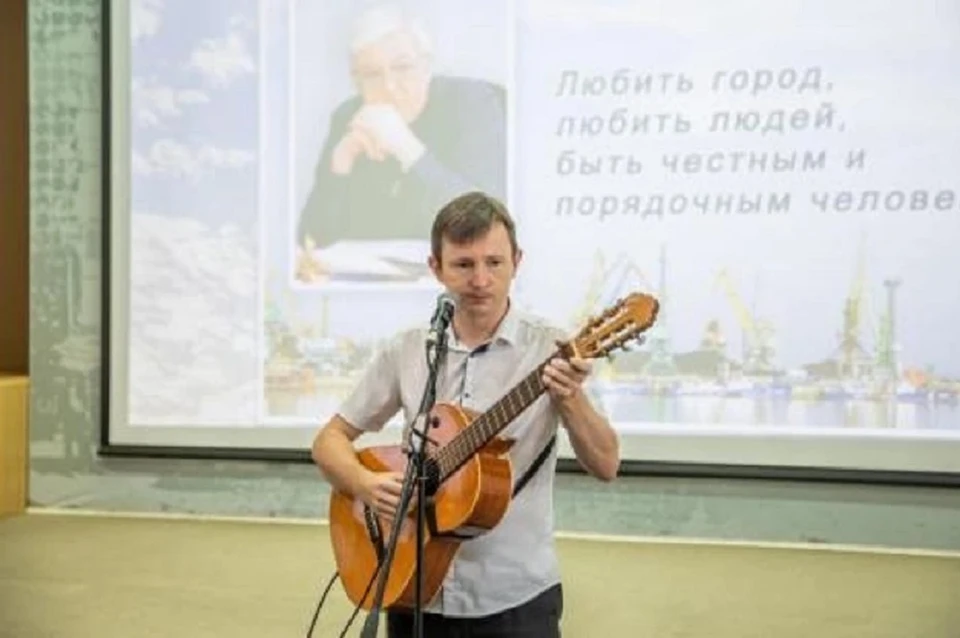 Презентация документального фильма о Сергее Шило прошла 31 июля в библиотеке Чехова. Фото: сайт таганрогской администрации.
