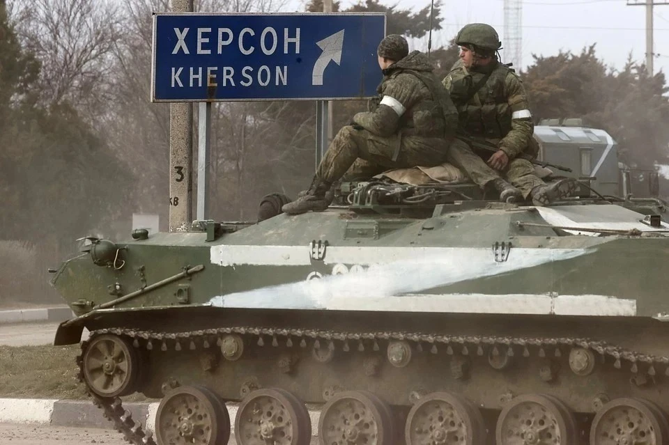 Российские силовики нейтрализовали группу вооруженных лиц в Херсоне Фото: Сергей Мальгавко/ТАСС