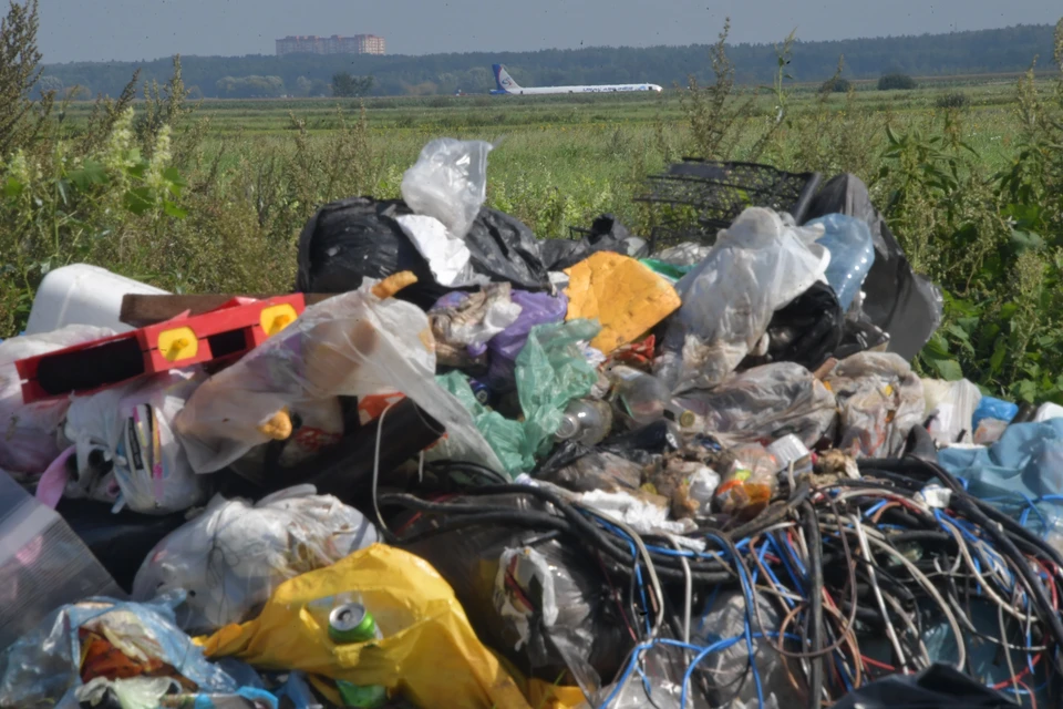 В Ульяновской области на двух свалках обнаружили опасные отходы с канцерогеном
