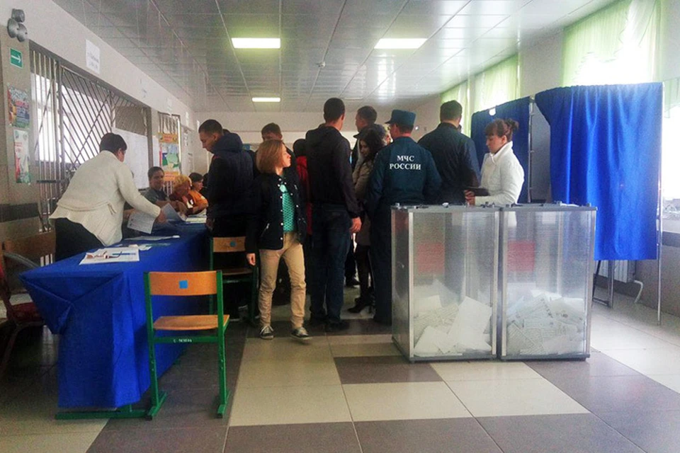 В Югре жители ДНР, ЛНР, Запорожья и Херсонской области участвуют в референдумах