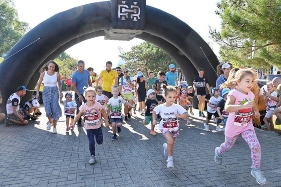 В забеге участвовали дети от 0 до 10 лет. Фото: пресс-служба администрации Геленджика