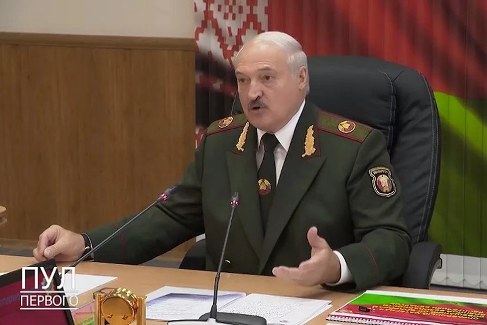 Александр Лукашенко во время совещания. Скрин видео телеграм-канала "Пул Первого"