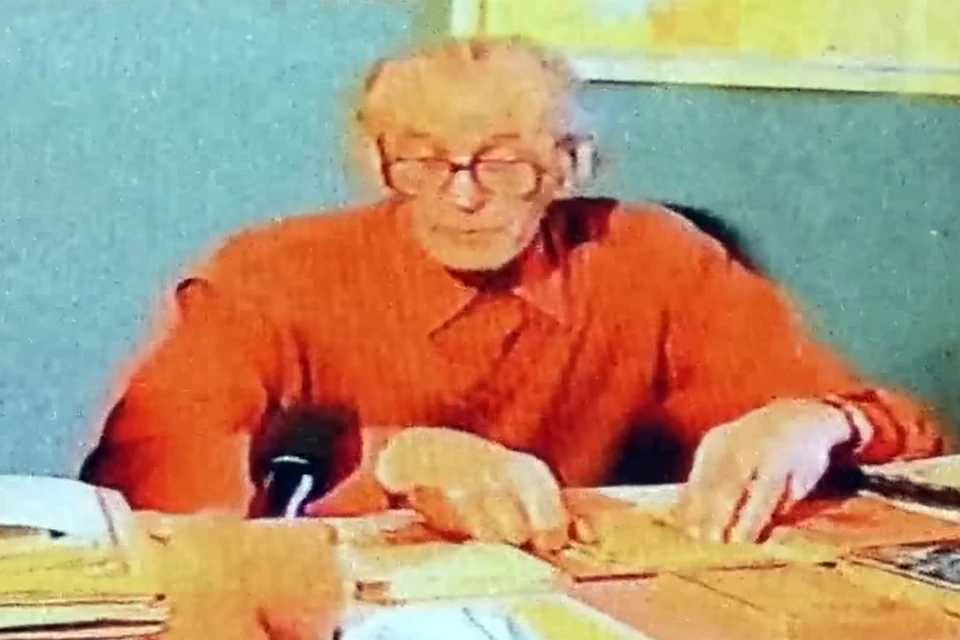 Евгений Гайдучок – почивший в 1991 году, основатель и бессменный директор музея «Лента времени»