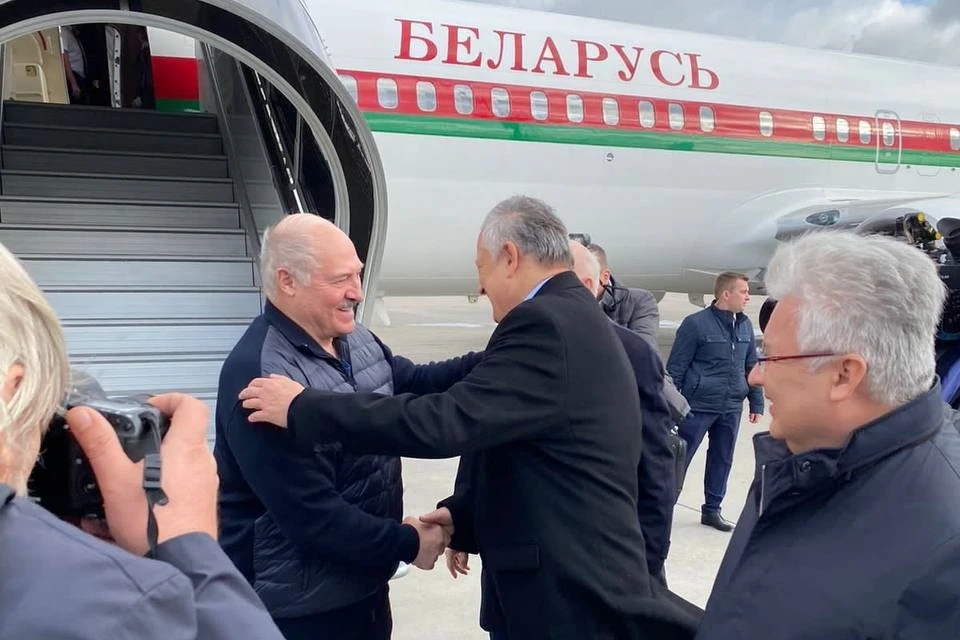 В Пулково встречали глав государств СНГ. Фото: пресс-служба губернатора ЛО.