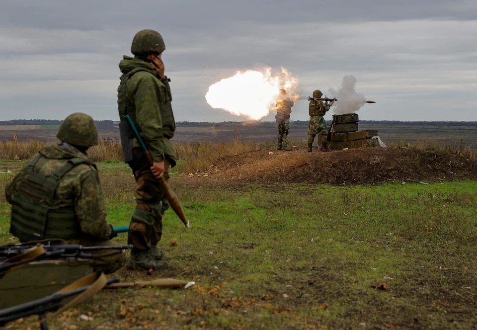 Подготовка мобилизованных российских военнослужащих на полигоне в ДНР.