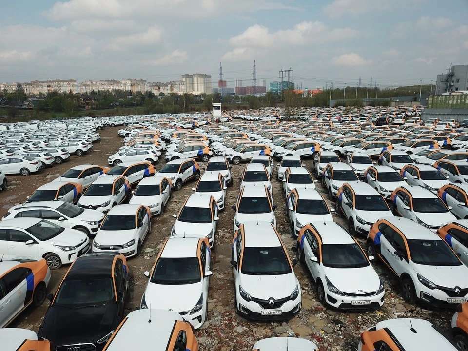 Число поездок с использованием автомобилей каршеринга в Москве увеличивается