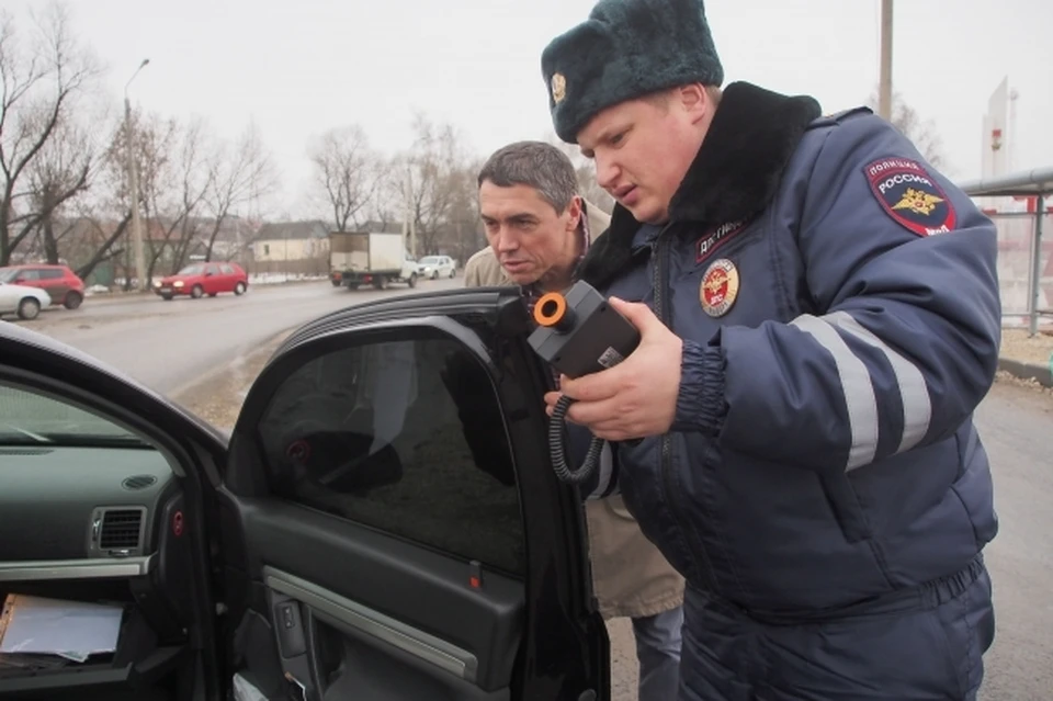 В Томске за минувшую неделю 46 автомобилистов привлекли к административной ответственности за нарушение правил тонировки автомобильных стекол.