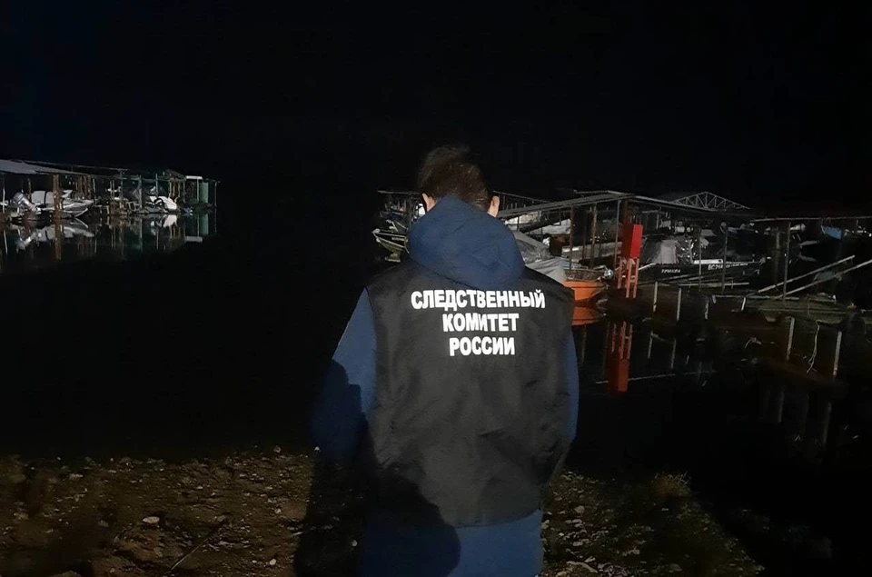 Лодка и баржа столкнулись на Волге в Нижегородской области по вине пьяного мужчины. Фото: Центральное МСУТ СКР