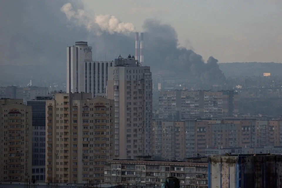 В Днепропетровской области заявляют о взрывах на объекте энергетики и промпредприятии