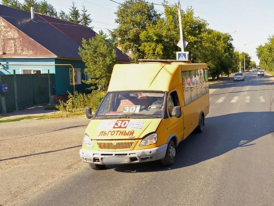 Теперь проехать в поселок Армейский будет сложно и автомобилистам.