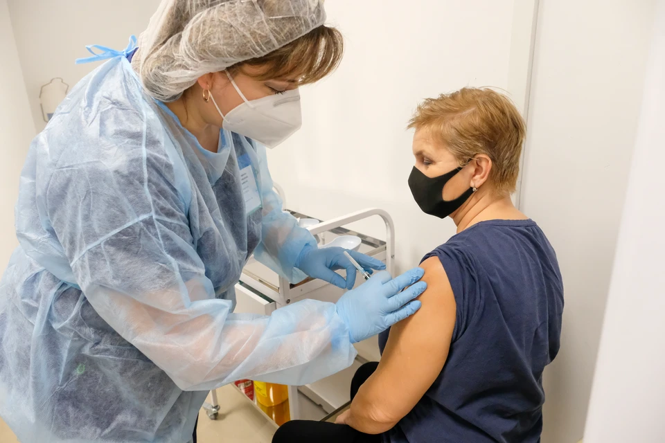 Около 1,9 миллионов петербуржцев сделали прививки от гриппа