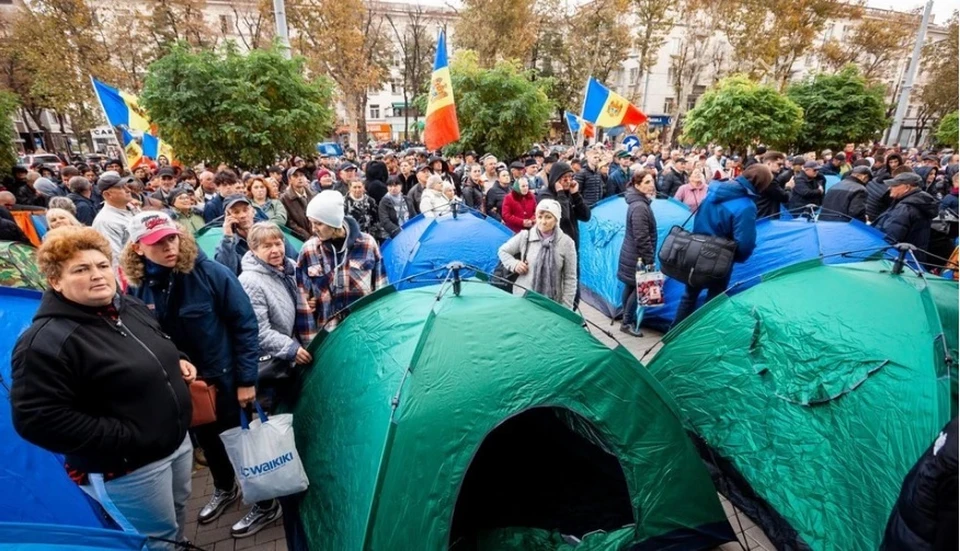 Вместо диалога и поддержки: Премьер-министр Молдовы считает, что протесты  против нищеты, диких цен и инфляции - это 