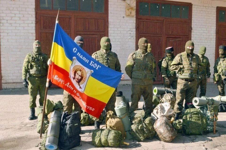 Казаки изъявили желание защищать Отечество и записались в добровольцы. Фото пресс-служба администрации Михайловского района.