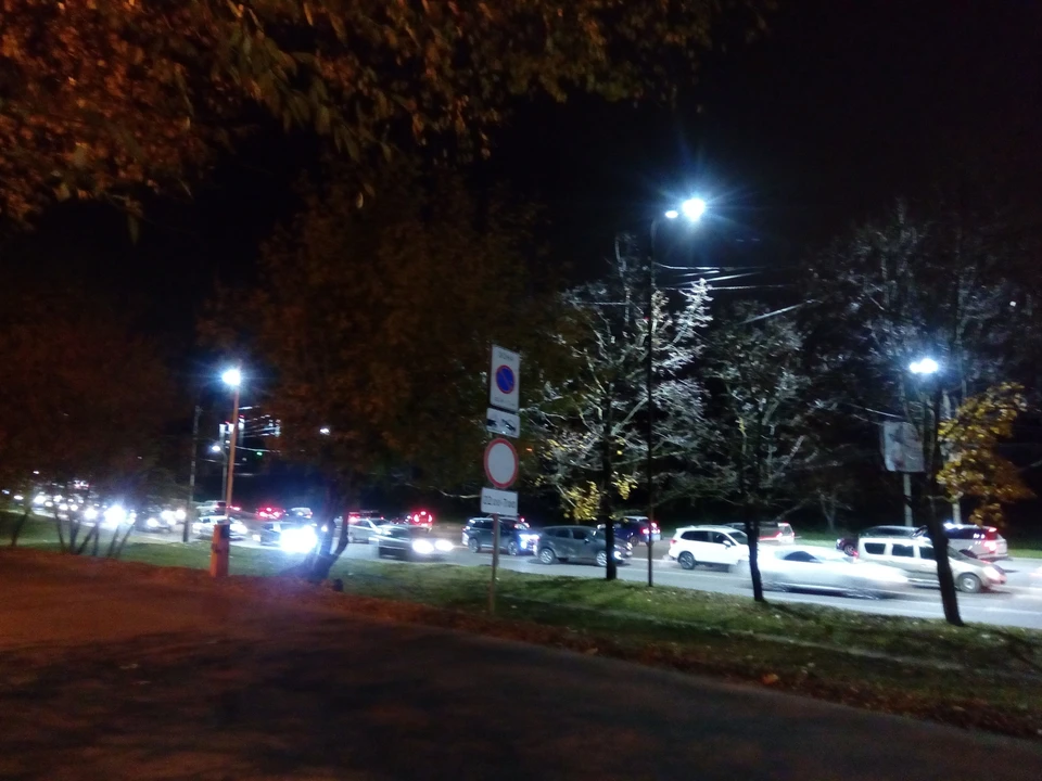 Пробка тянется от Остужева до набережной Массалитинова