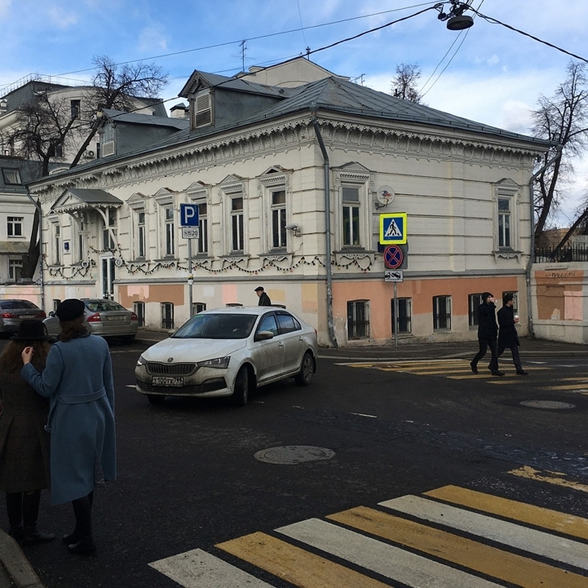 Урбанист и популярный блогер сравнил, что делают для спасения старинных  домов в Ростове и Москве - KP.RU