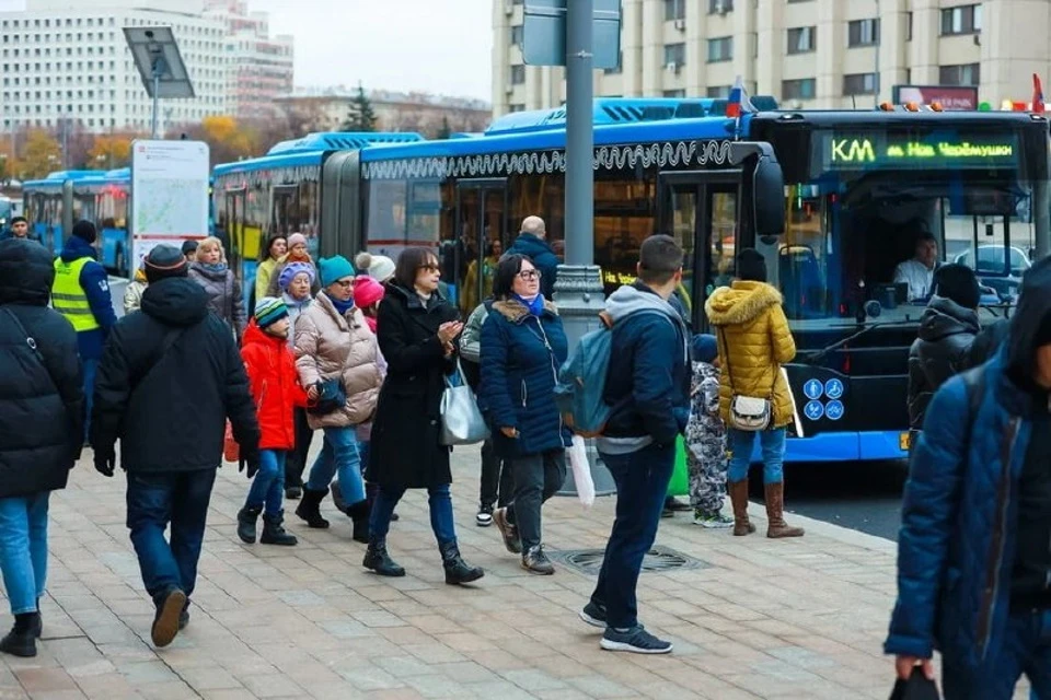 За движением в районе закрытых станций метро следит ЦОДД