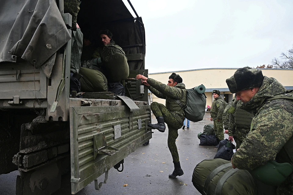 Минимальная сумма, которую будут получать военнослужащие, призванные в рамках частичной мобилизации составит 195 тыс. рублей
