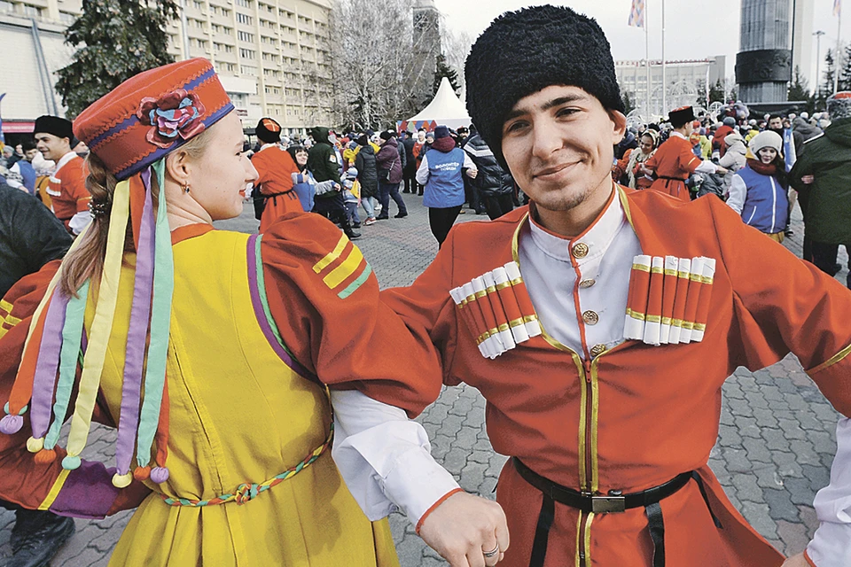 Все 193 народа нашей страны сливаются в единую нацию. Фото: Илья НАЙМУШИН/РИА Новости