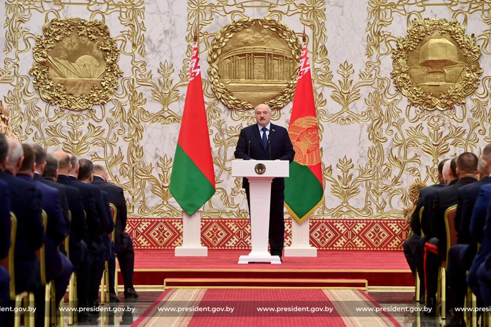 Лукашенко сказал, что санкции - это время колоссальнейших возможностей для Беларуси. Фото: пресс-служба президента