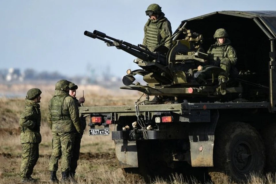 Российские военные продолжают спецоперацию на Украине