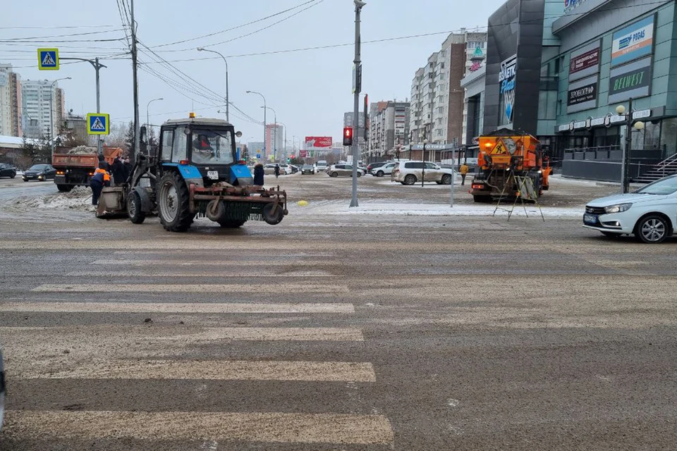 В Красноярске из-за пожара во «Взлетке-Плаза» изменилась схема движения автобусов