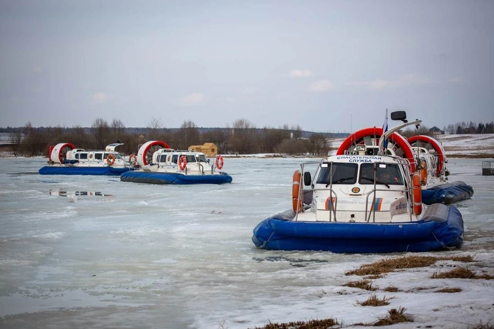 Водоемы столицы и Москву-реку патрулируют 25 отрядов