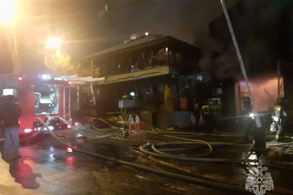 Сгоревший ресторан паназиатской кухни во Владивостоке.