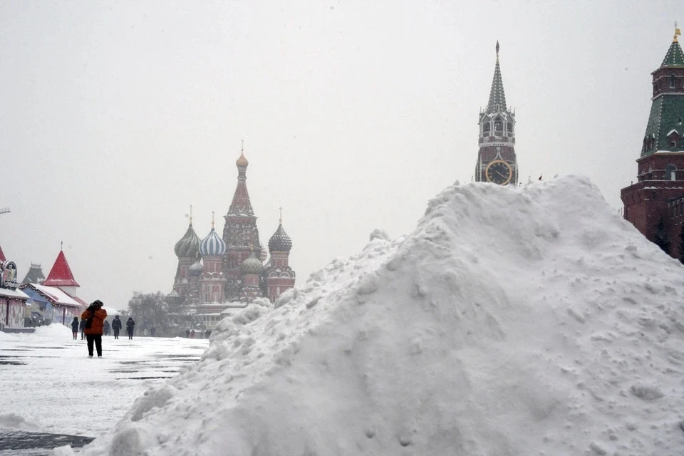 Синоптик Шувалов предупредил о сильных снегопадах и гололеде на выходных в Москве