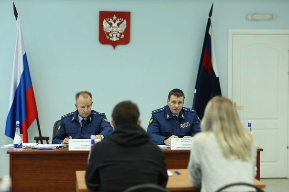 Всего замгенпрокурора принял 30 человек с самыми разными запросами