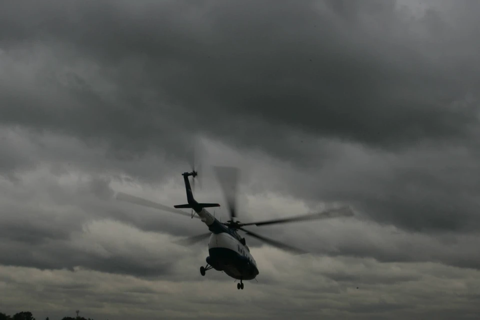 Видео крушения вертолета в Улан-Удэ 16 декабря 2022 появилось в сети