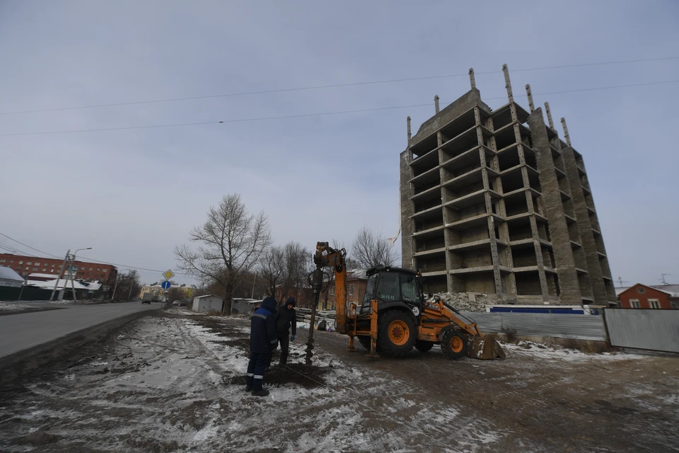 Подрядчик сорвал сроки строительства по 11 объектам.