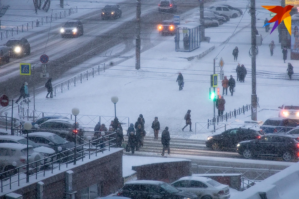 На дорогах гололедица.