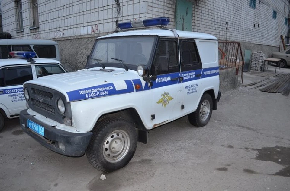 Гражданку доставили в отдел