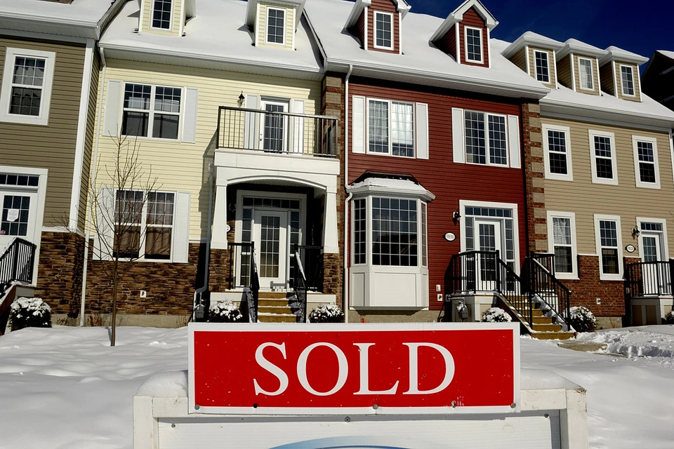 Ограничение на сделки подтвердило канадское национальное жилищное агентство