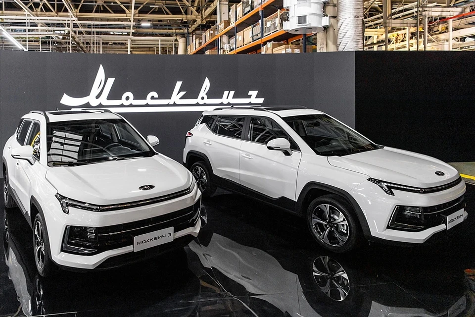Первые автомобили «Москвич 3» поступили в розничную продажу в Москве