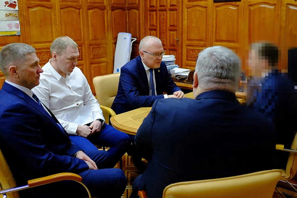 По соображениям безопасности лицо мужчины скрыли на фотографиях. Фото: kirovreg.ru
