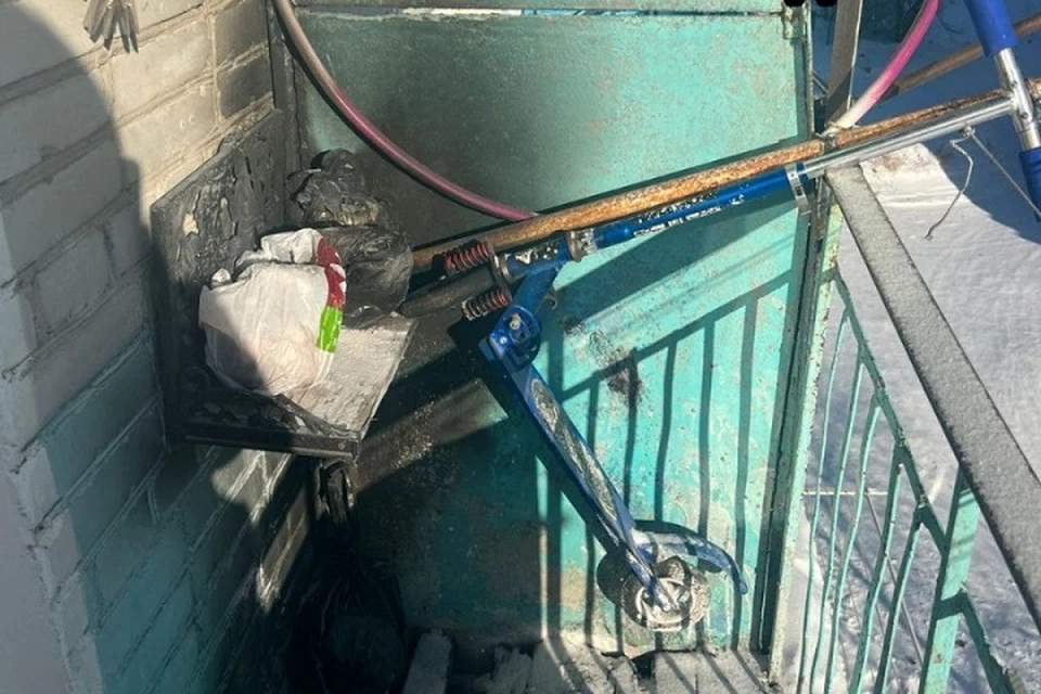 Петарда прилетела в балкон в Еврейской автономной области