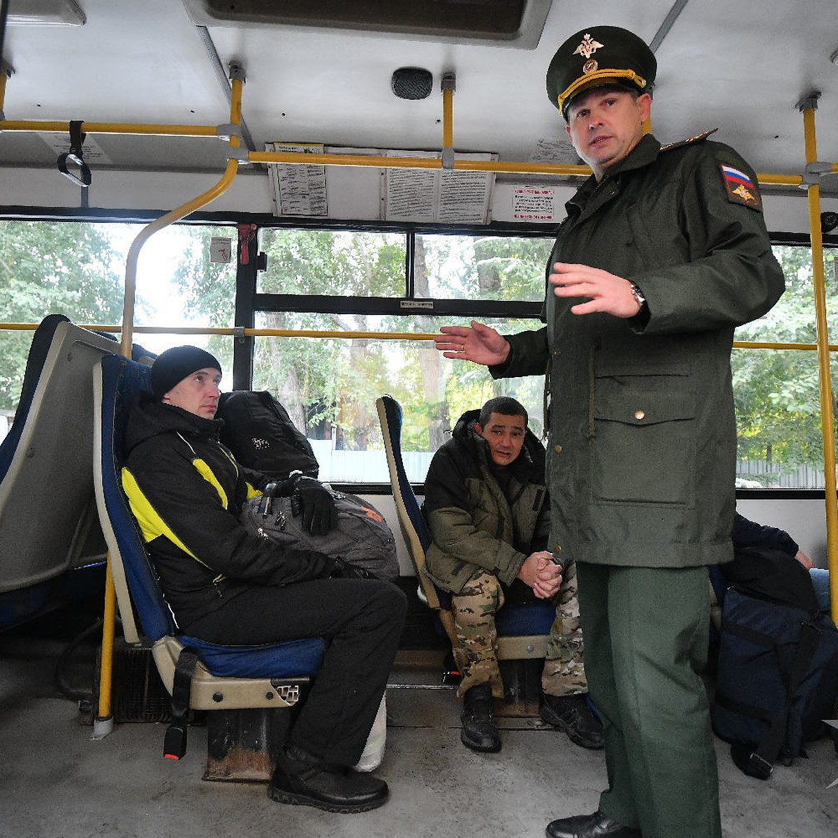 В военкоматы Рязани и области требуются сотрудники на зарплату от 14 до 30  тысяч рублей - KP.RU