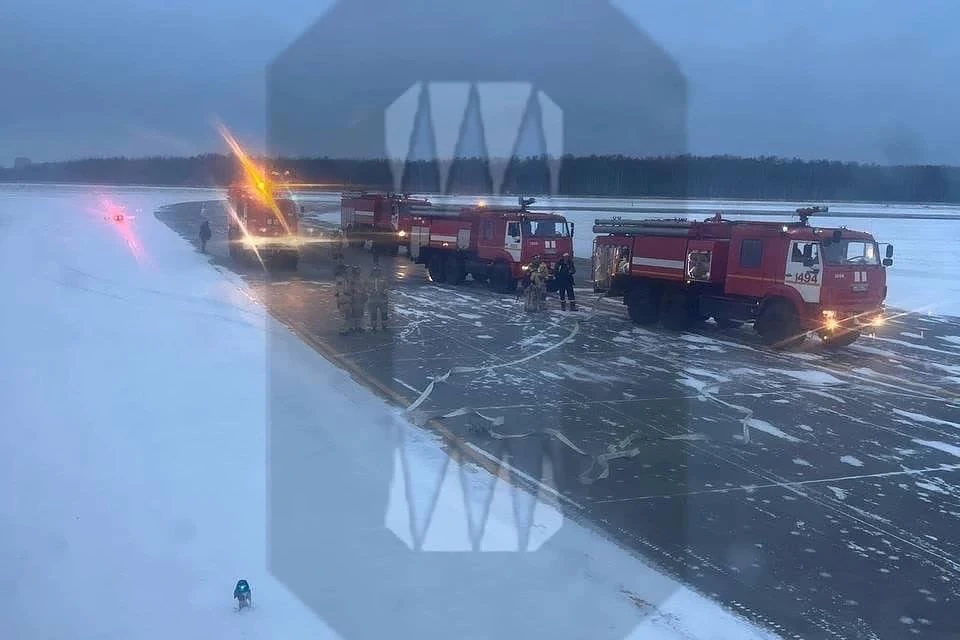 Санкт-Петербургская транспортная прокуратура проводит проверку после инцидента с рейсом Санкт-Петербург-Мурманск. Фото: t.me/ostorozhno_novosti
