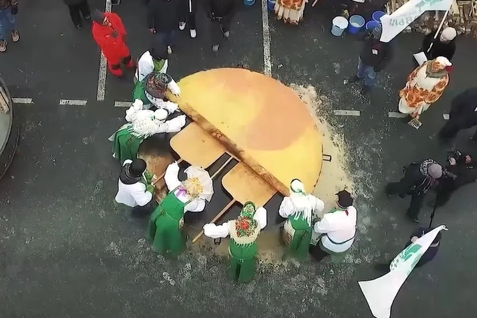 Скриншот из видео
