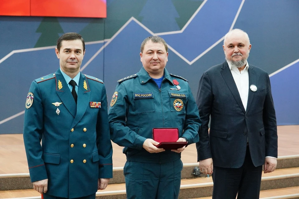 Медаль ордена «За заслуги перед Отечеством» II степени получили кузбасские горноспасатели.