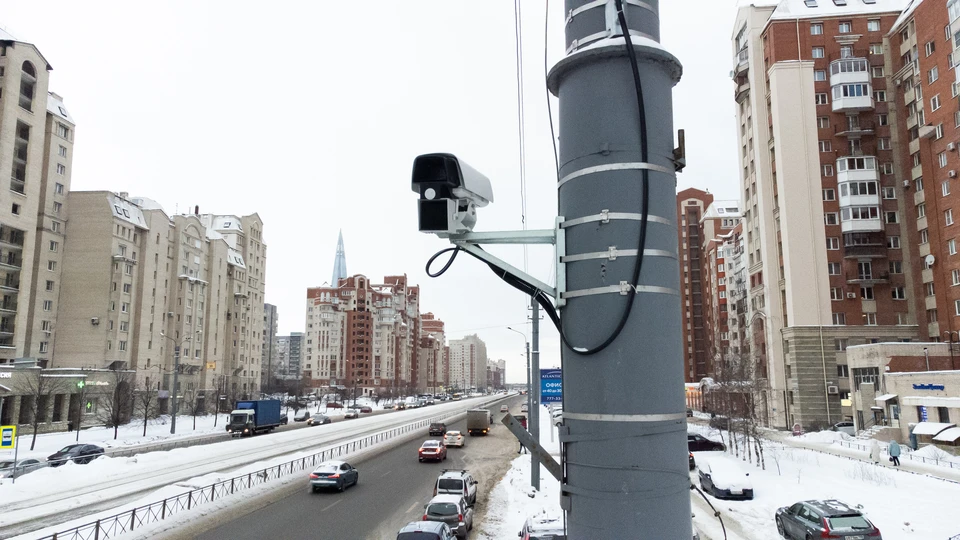 Камеры на дорогах в Петербурге зафиксировали около 500 тысяч нарушений в январе