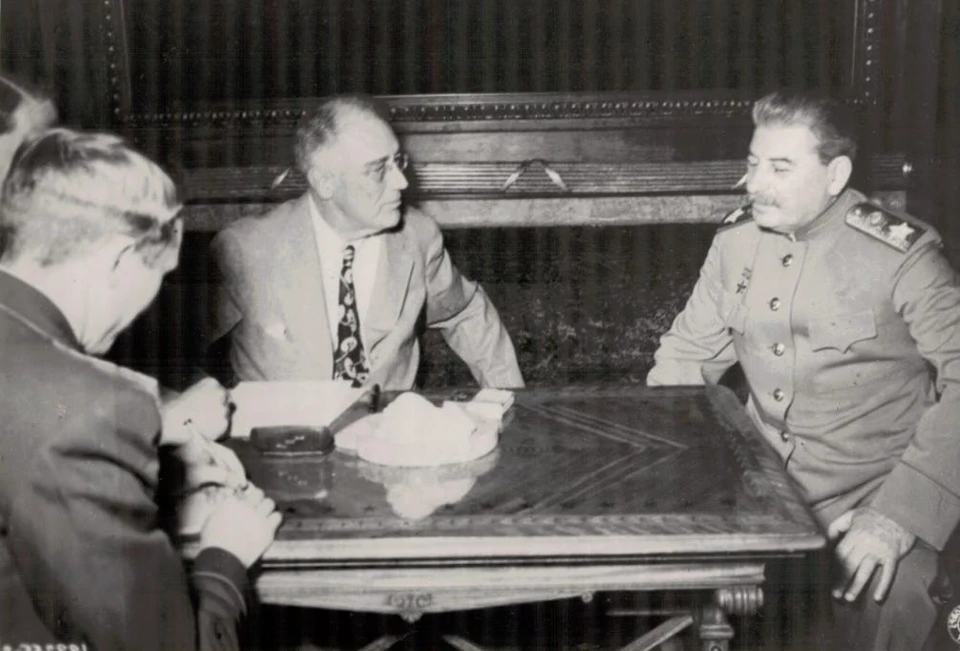 Рабочий кабинет Рузвельта в Ливадийском дворце 4 февраля 1945 года. Фото: предоставлено сотрудниками Ливадийского дворца-музея