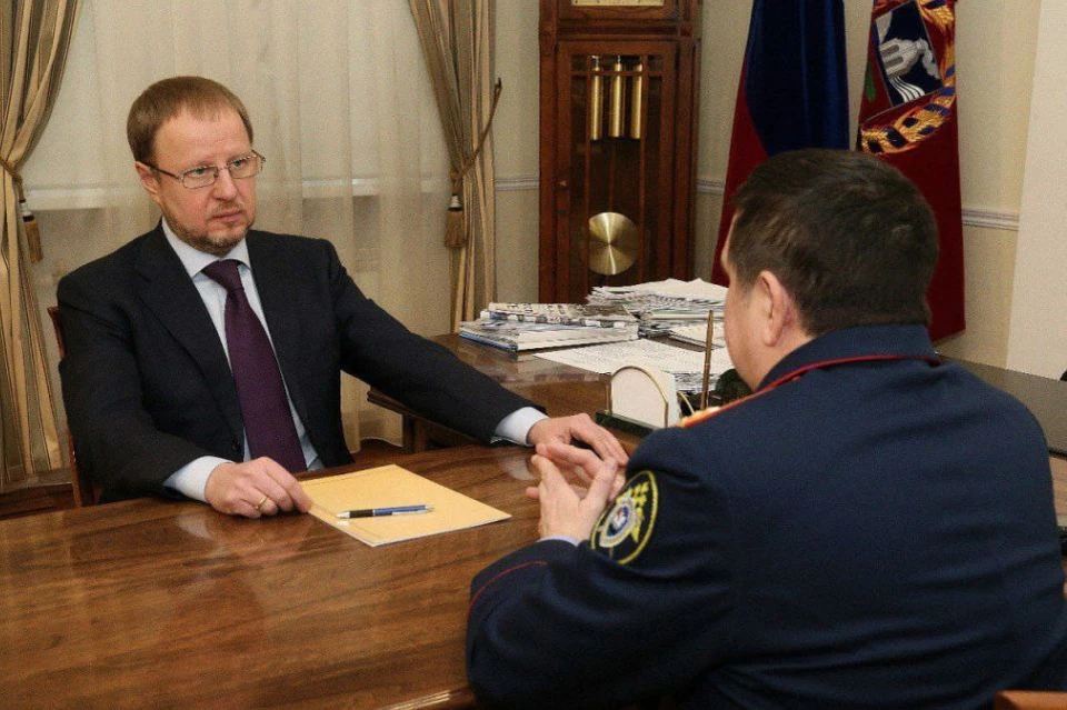 Губернатор Алтайского края Виктор Томенко встретился с главой регионального СК Игорем Колесниченко