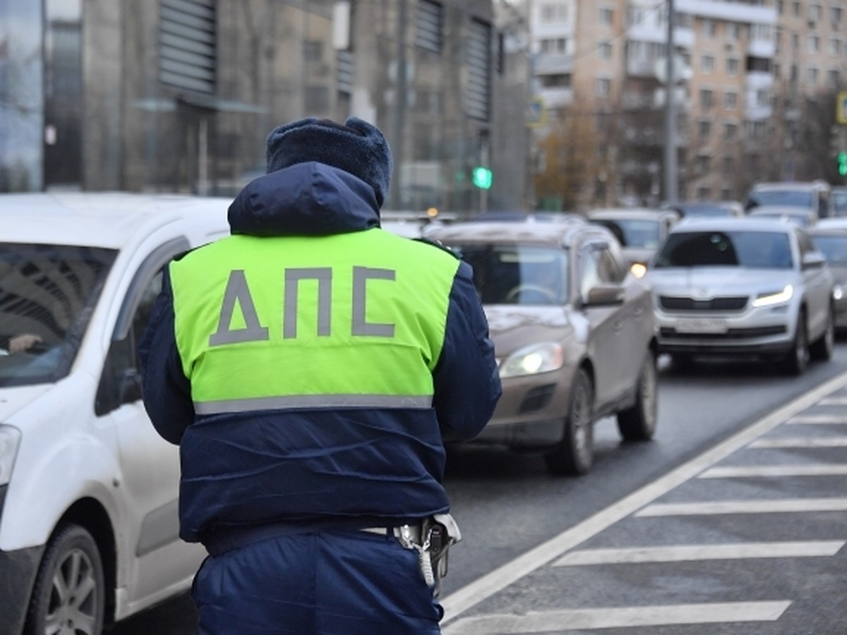 «Да у меня нет прав»: на дороге во Владивостоке задержали дебошира - KP.RU