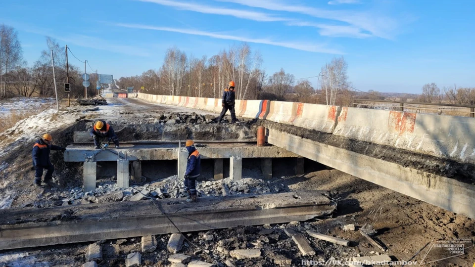 На сооружениях планируется усилить опоры, заменить асфальтобетонное покрытие, смонтировать новые пролеты