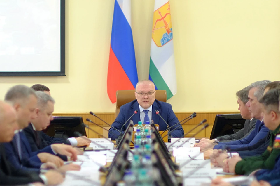 Александр Соколов поручил горадминистрации организовать концерт для мобилизованных на 23 февраля. ФОТО: правительство Кировской области